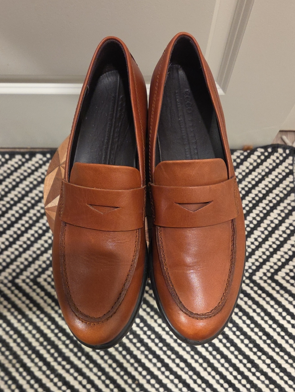 Ecco Womens Cognac Leather Penny Loafers - Picture 8 of 8